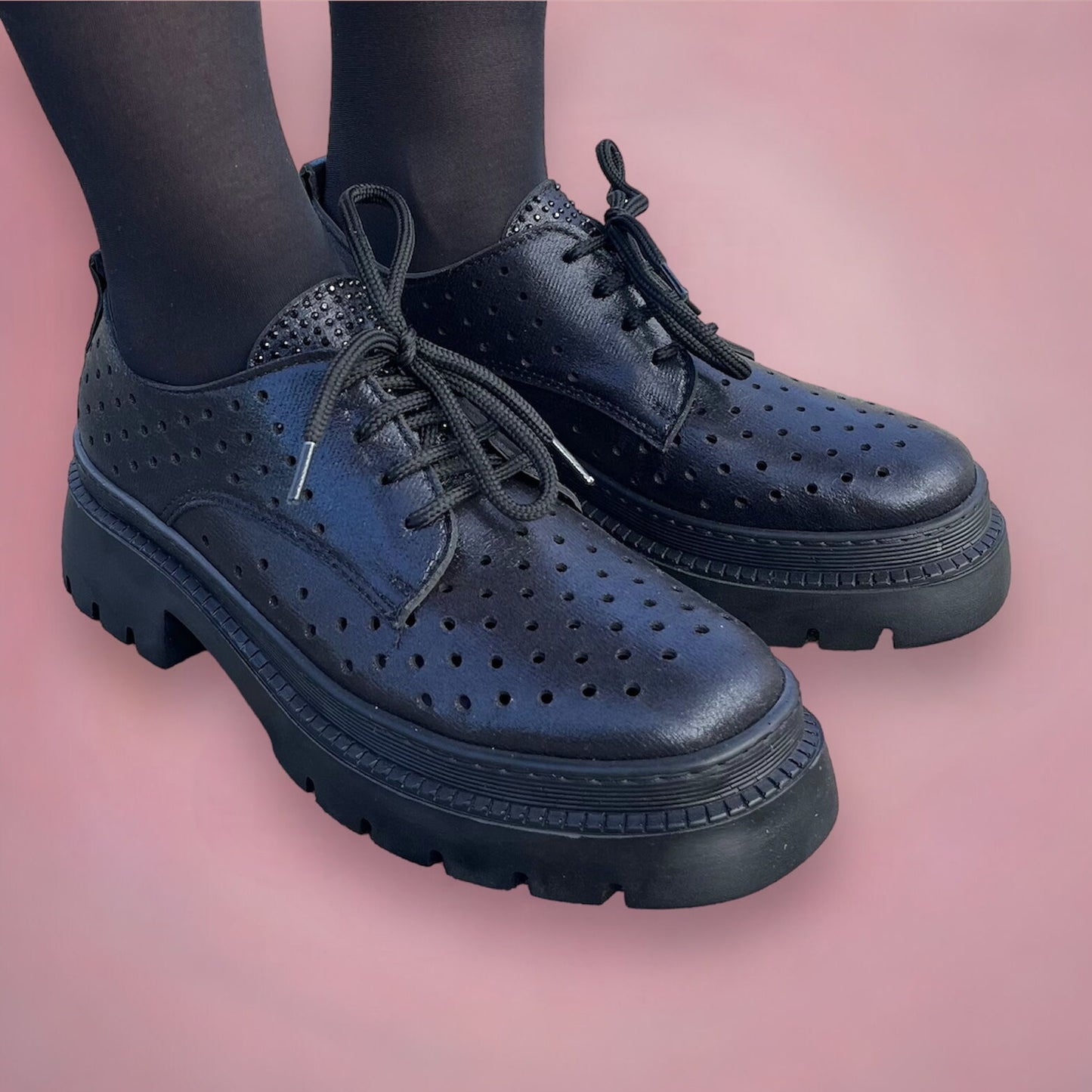 Дамски обувки в черен цвят - Nilsa - Black