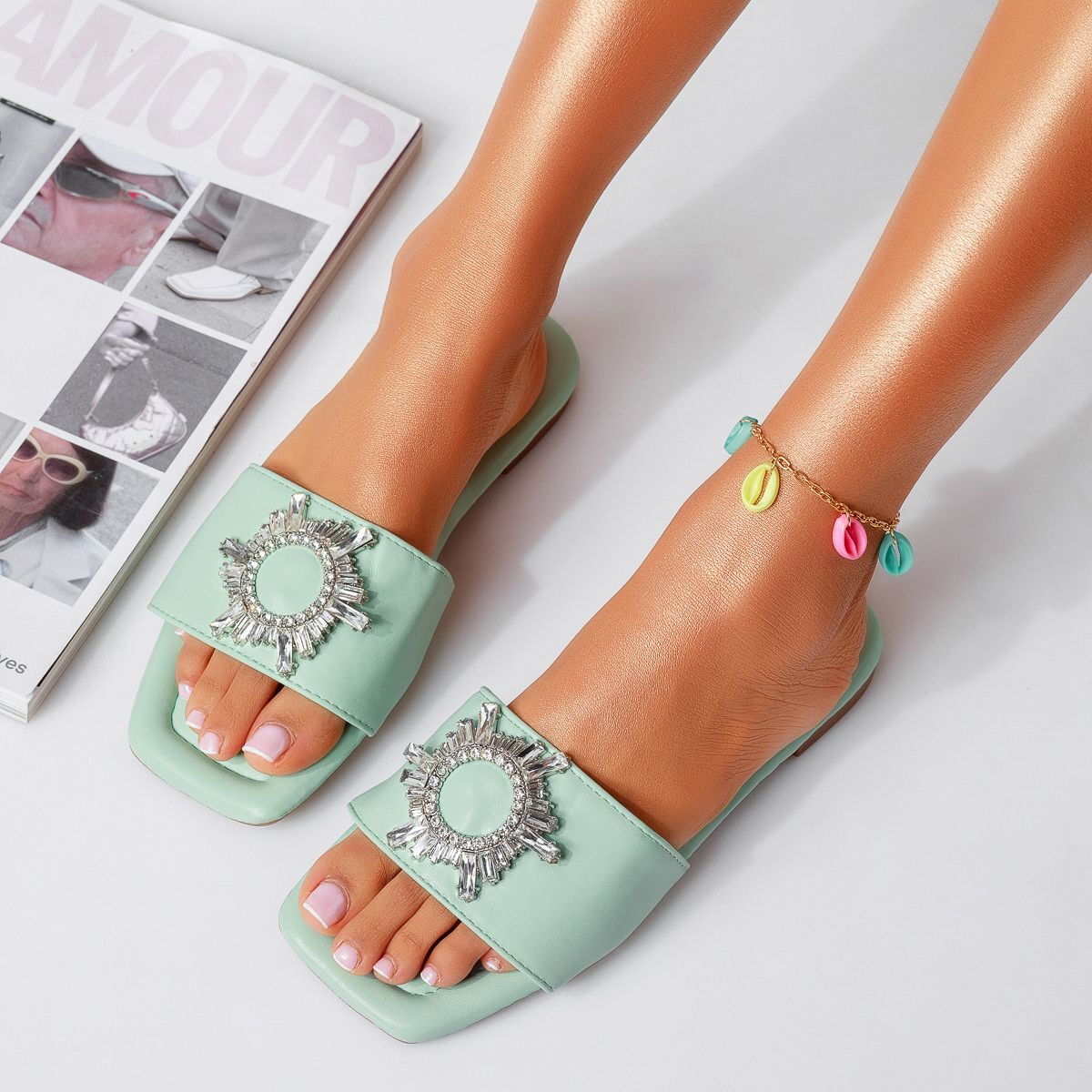 Дамски зелени чехли - Erica - Green