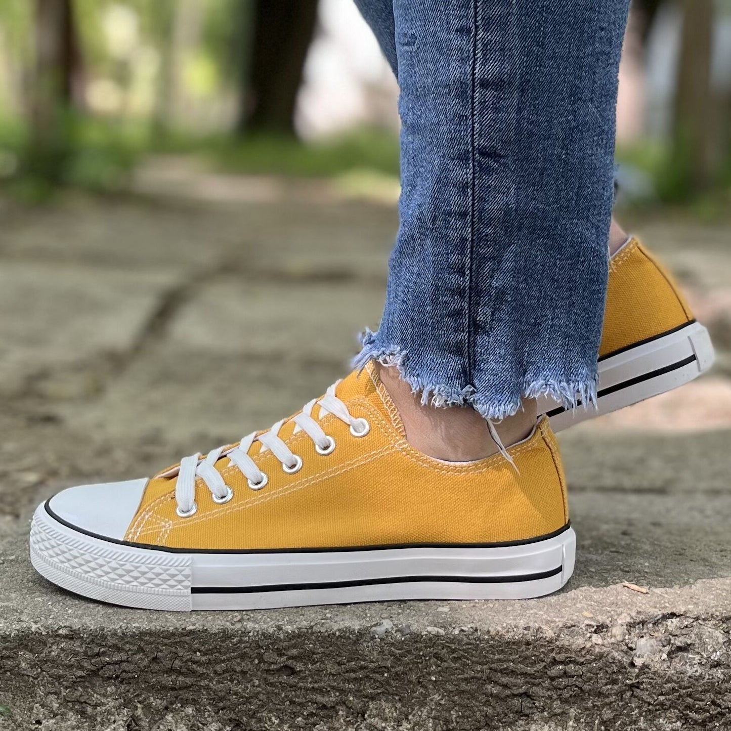 Дамски жълти кецове - Nikol - Yellow