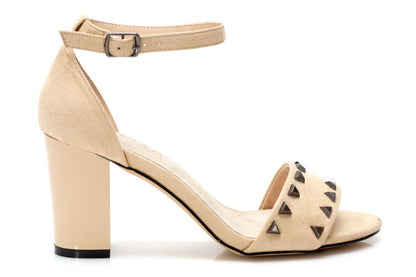 Елегантни бежови дамски сандали със шипове - Rich - BEIGE