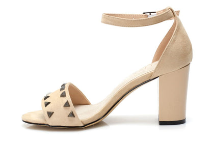 Елегантни бежови дамски сандали със шипове - Rich - BEIGE
