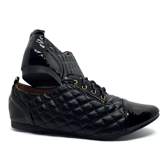 Лачени дамски обувки с ниска подметка Fly - Black