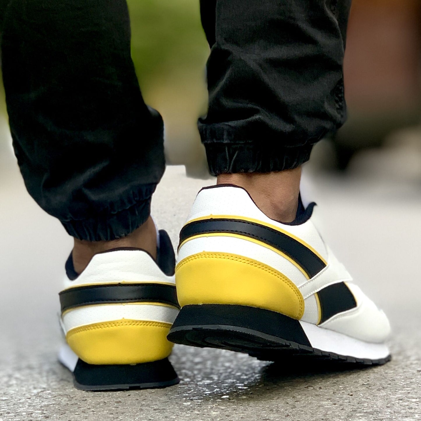 Мъжки бели маратонки - Joy - White