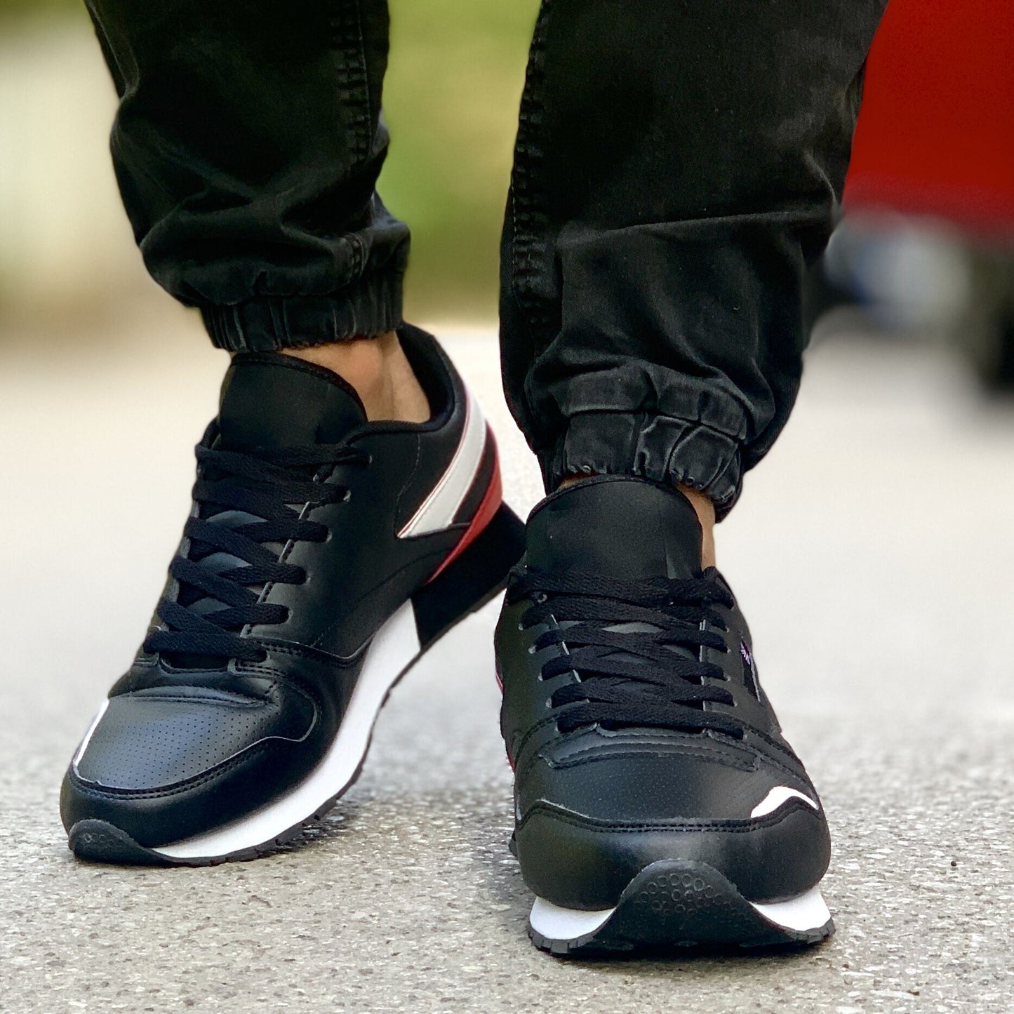 Мъжки черни маратонки - Joy - Black - Red