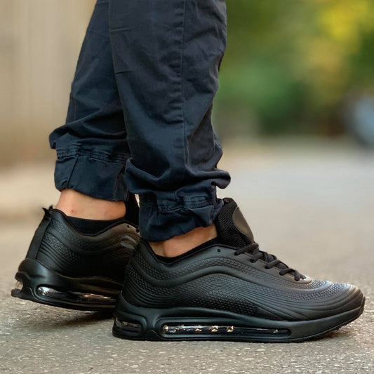 Мъжки черни маратонки Silvio - Black