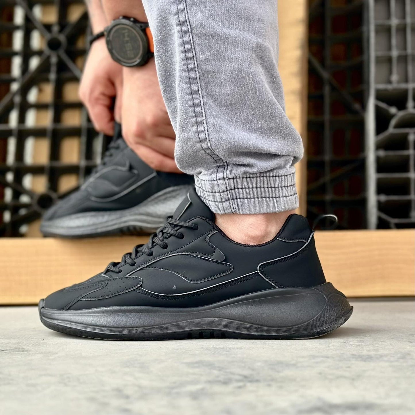 Мъжки черни маратонки - Wesley - Black