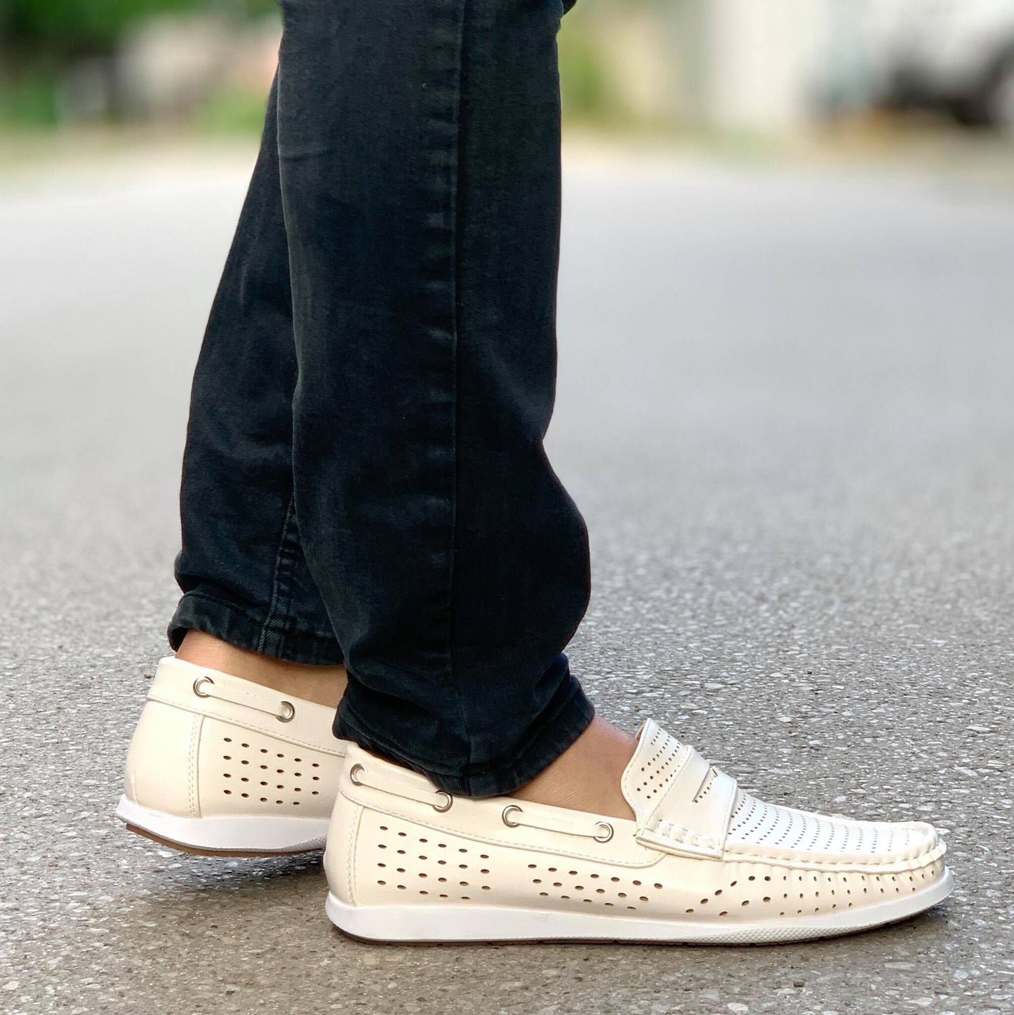 Елегантни мъжки мокасини Lauro- White