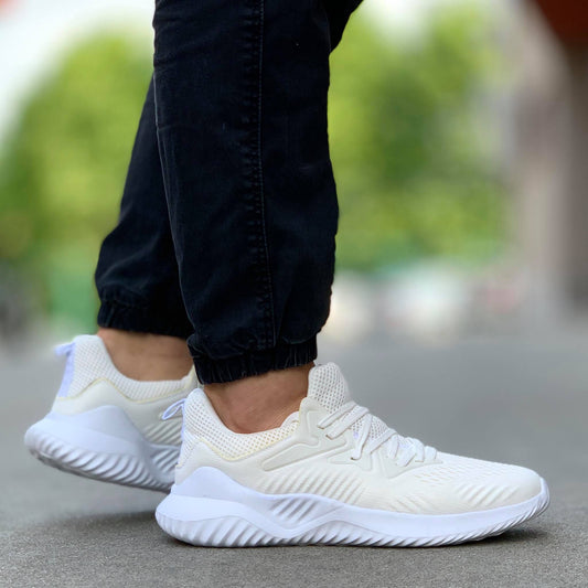 Мъжки олекотени маратонки в бял цвят - Nick - White