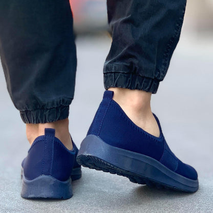 Спортни олекотени мъжки маратонки в син цвят - Aaron- Blue